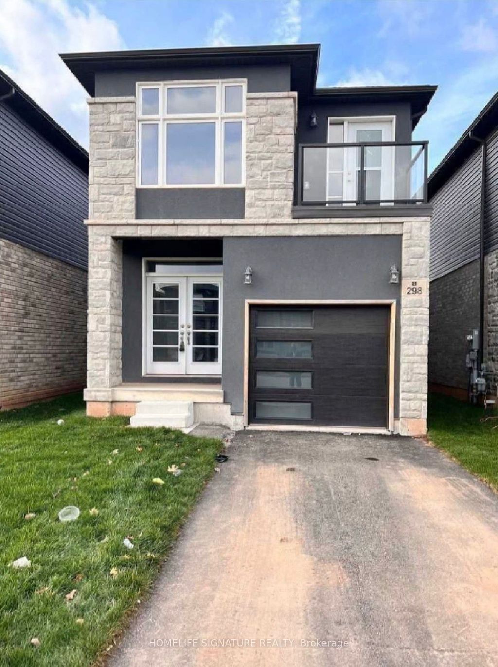 Photo of 298 Louise Street W, Welland, ON L3B 1T1 (MLS # X12889858)