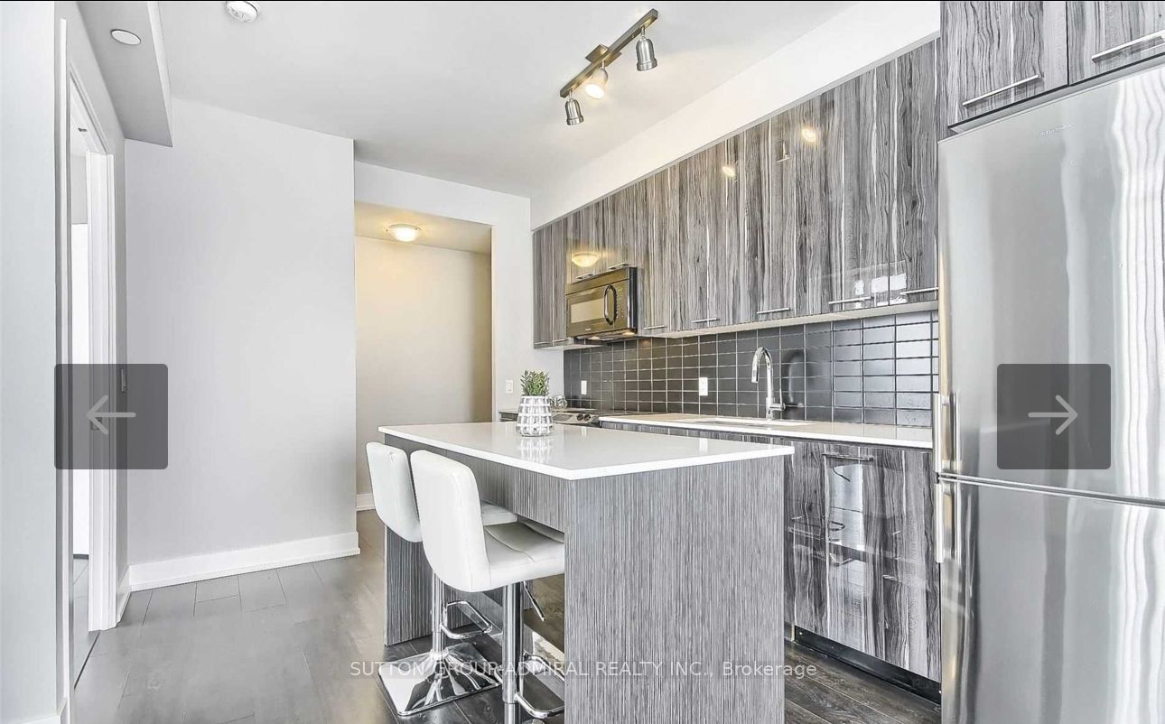 9471 Yonge Street 1207