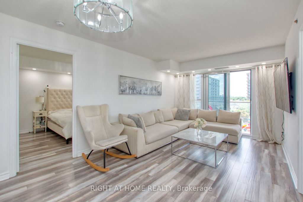 Photo of 35 Saranac Boulevard #827, Toronto, ON M6A 2G4 (MLS # C12596668)