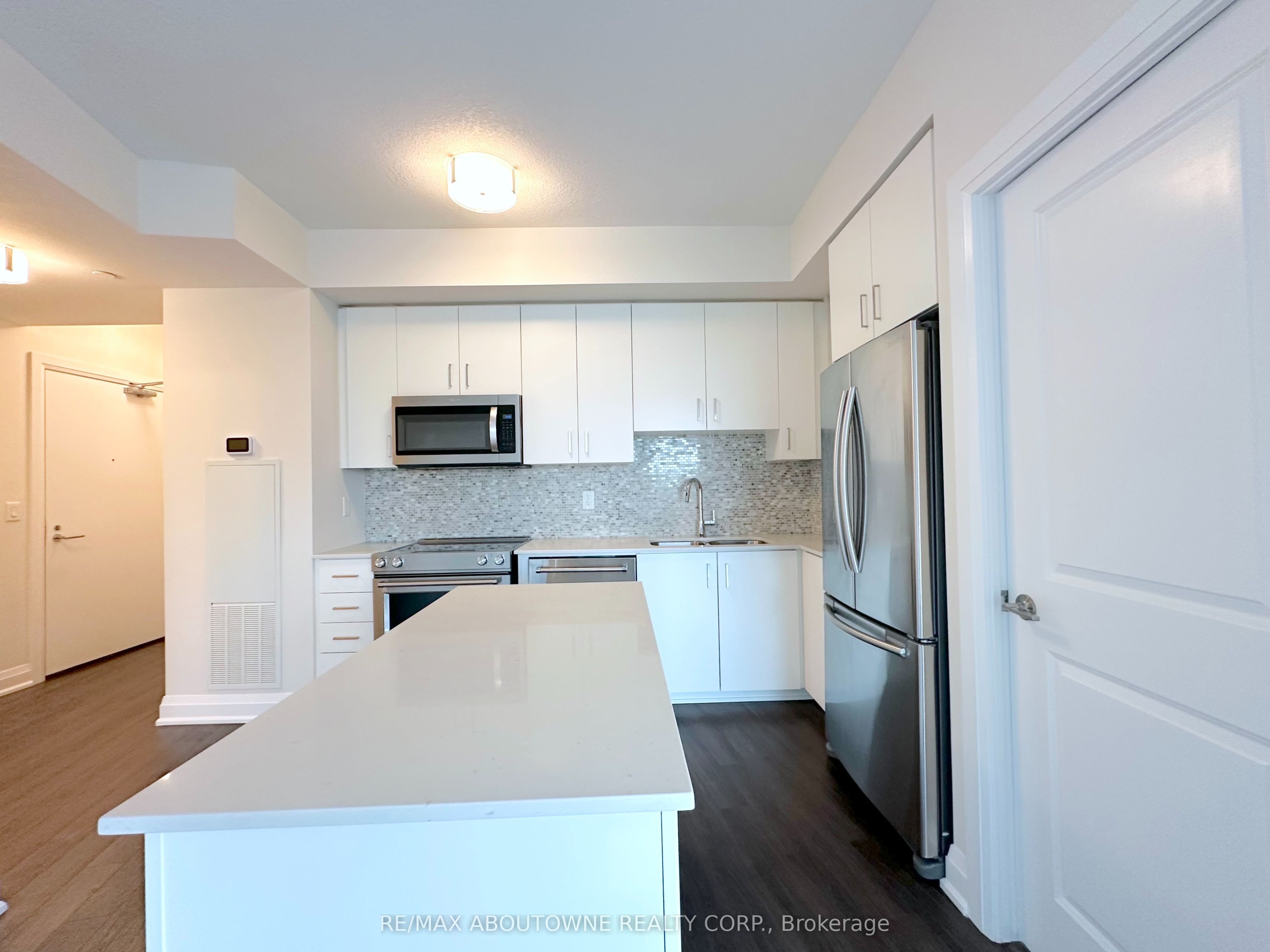 2333 Taunton Road 421