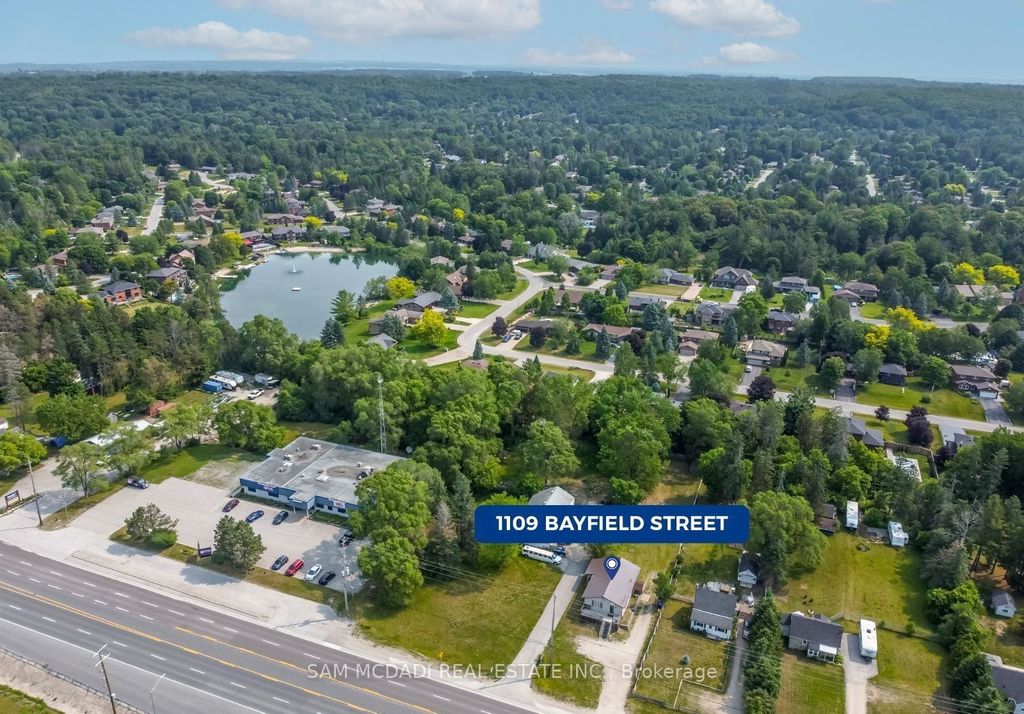 Photo of 1109 BAYFIELD Street N, Springwater, ON L9X 0N6 (MLS # S13092466)
