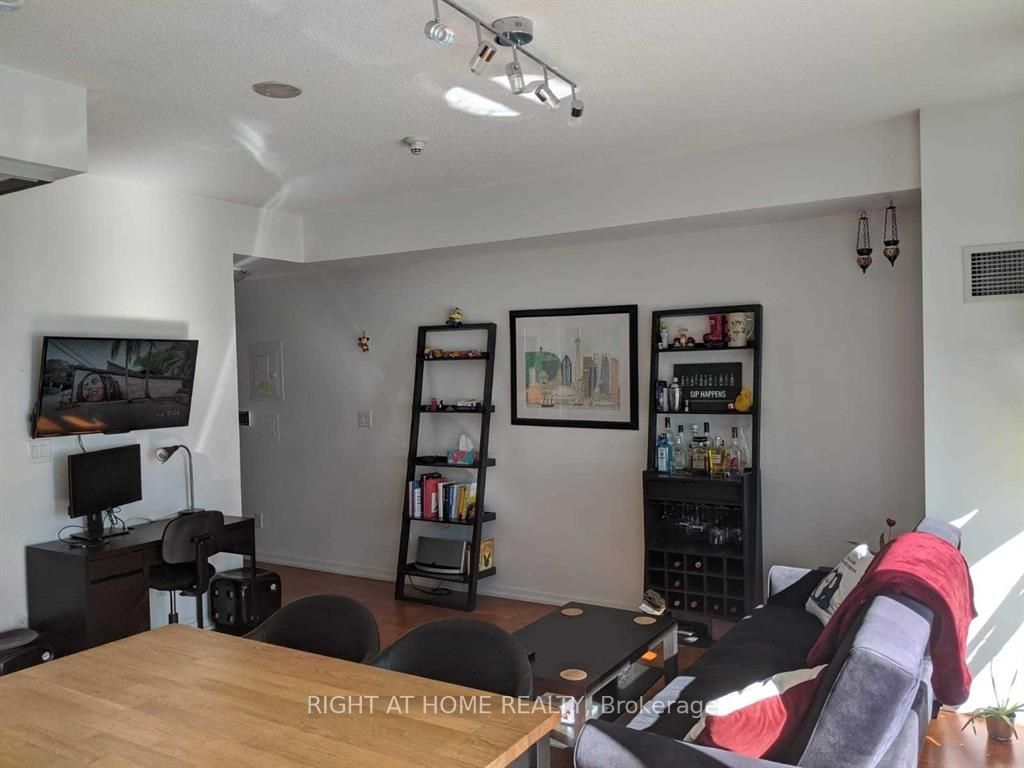 Photo of 55 Bremner Boulevard #3411, Toronto, ON M5J 0A6 (MLS # C13158726)