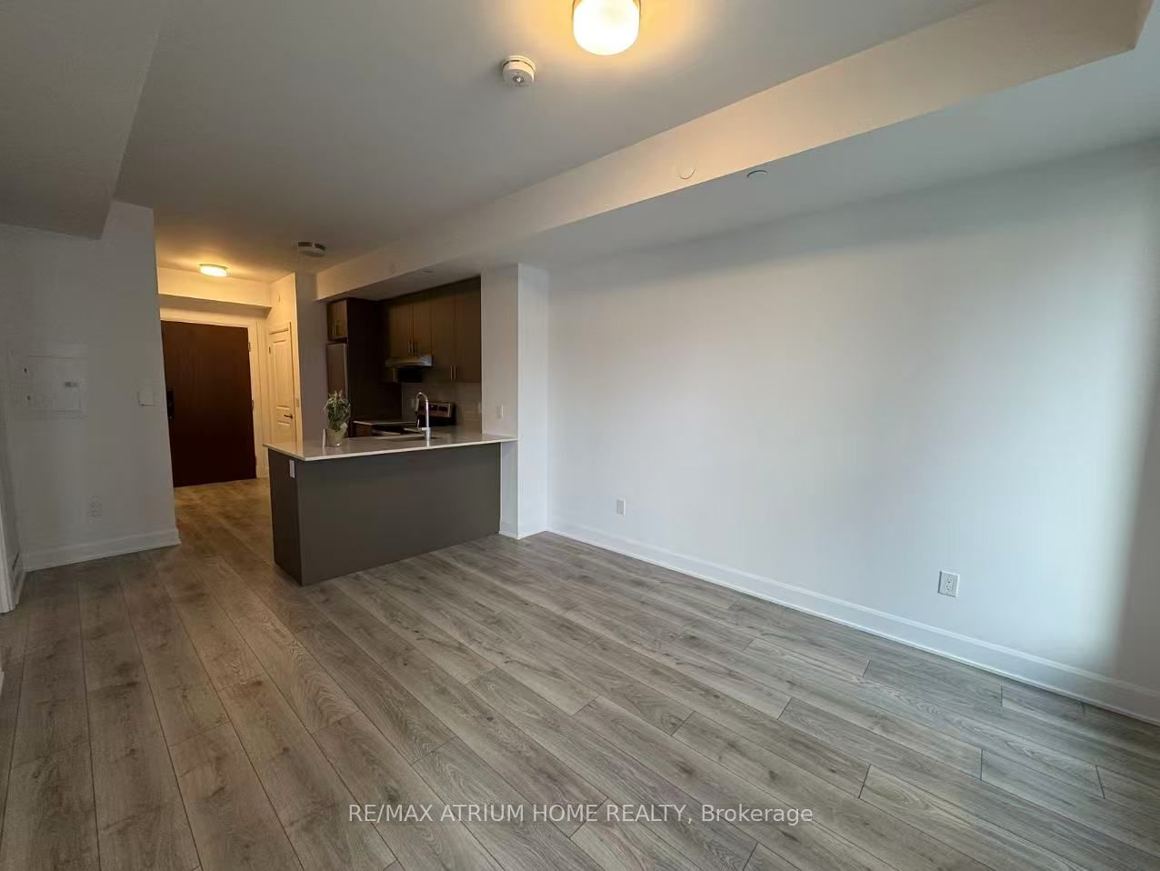 3240 William Coltson Avenue 206