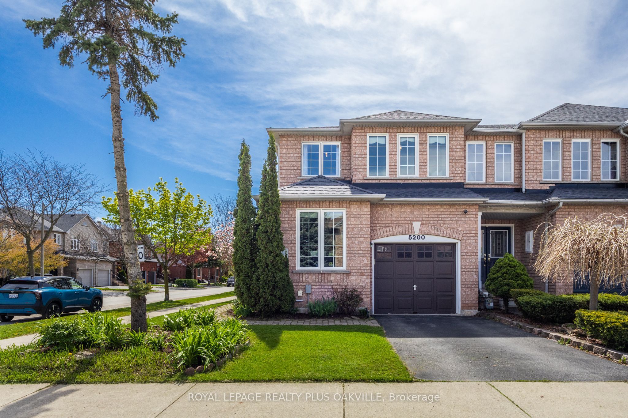 5200 Des Jardines Drive