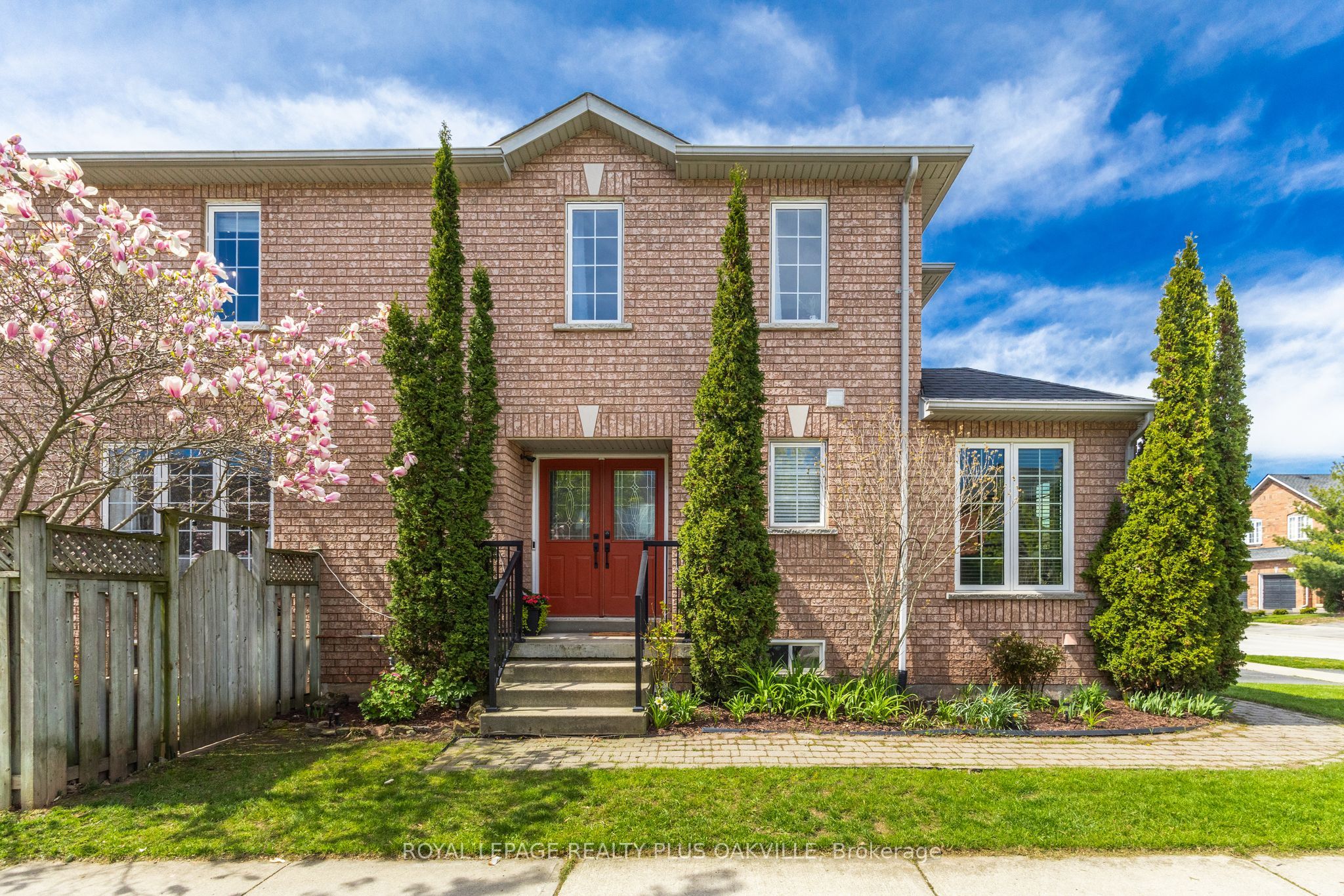 5200 Des Jardines Drive
