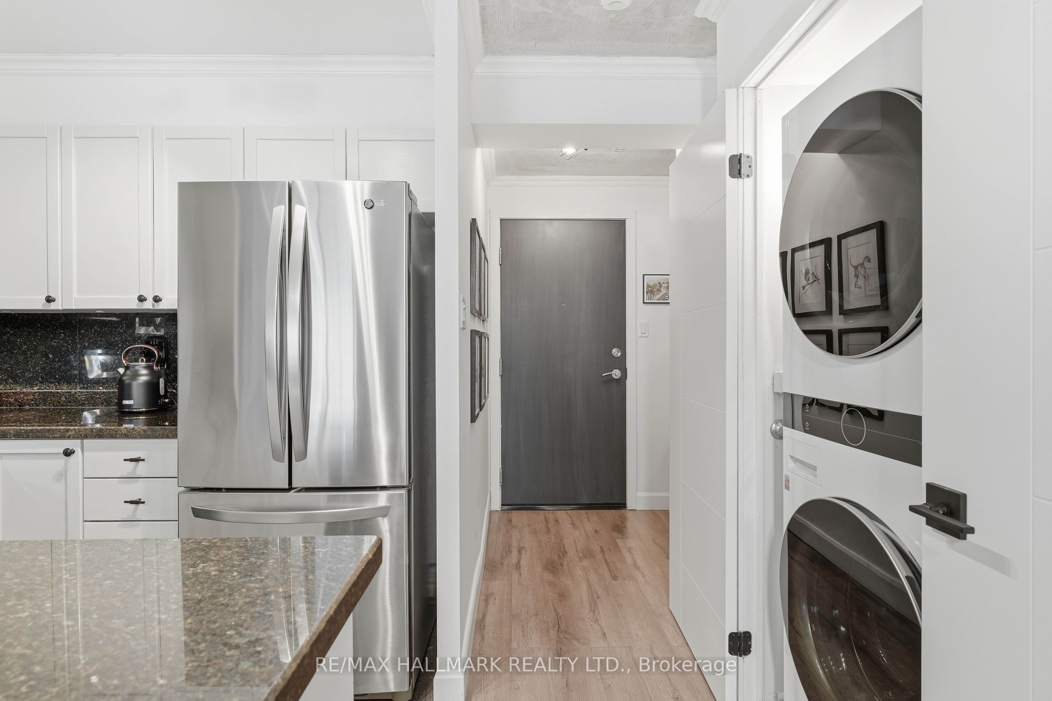 600 Queens Quay W 705