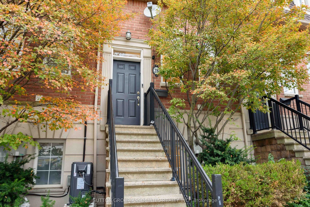 Photo of 2B Alcina Avenue, Toronto, ON M6G 2E8 (MLS # C14094394)