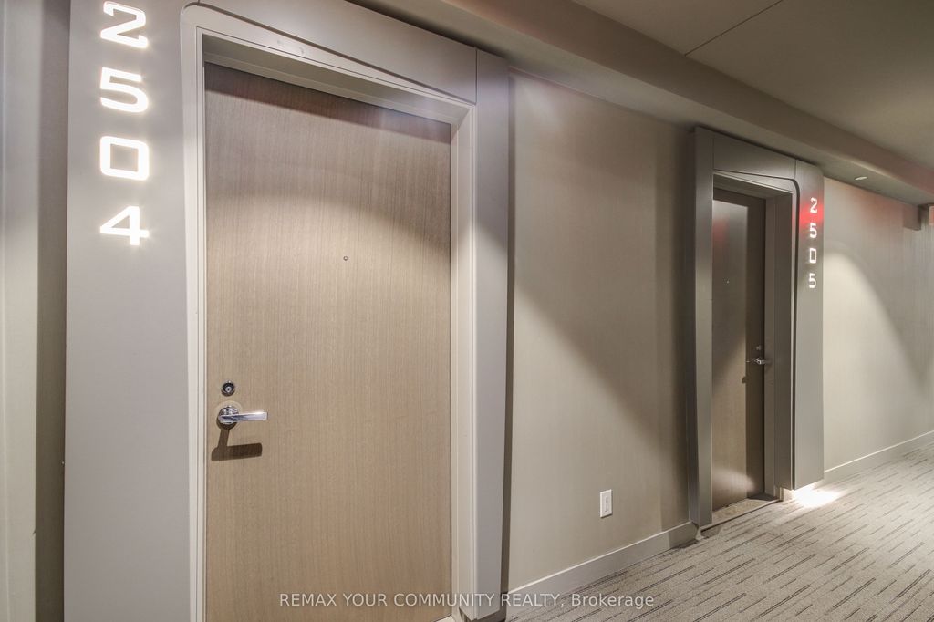 Photo of 1 Bloor Street E #2504, Toronto, ON M4W 0A8 (MLS # C13416536)