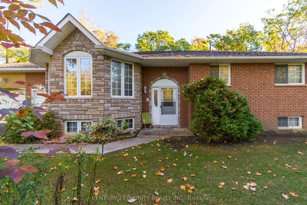 Photo of 37 Riverside Drive, Trent Hills, ON K0L 1L0 (MLS # X12471038)