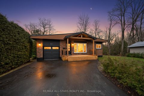 Photo of 51 Garrett Drive, Georgina, ON L0E 1R0 (MLS # N12586184)