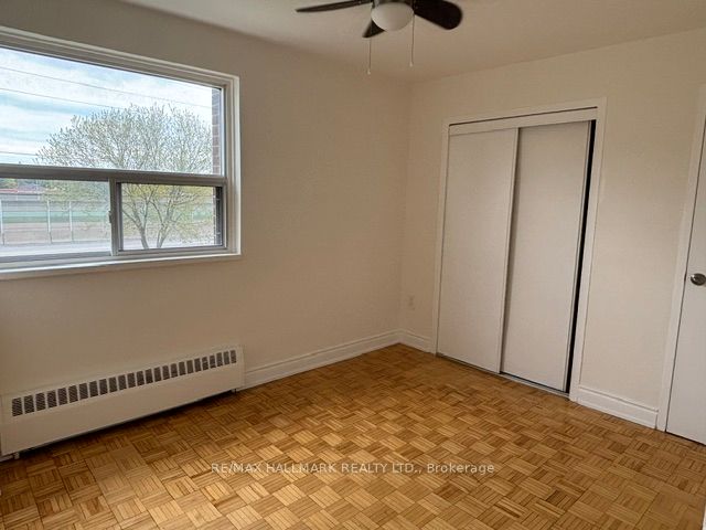 515 North Service Road 2-201