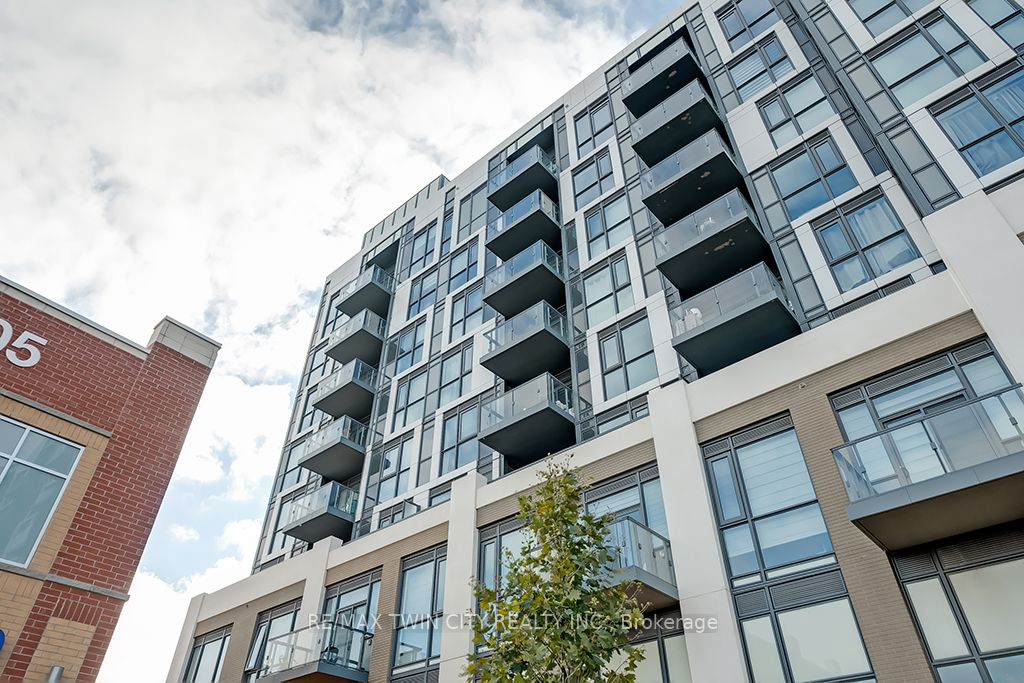 509 DUNDAS Street W # 415