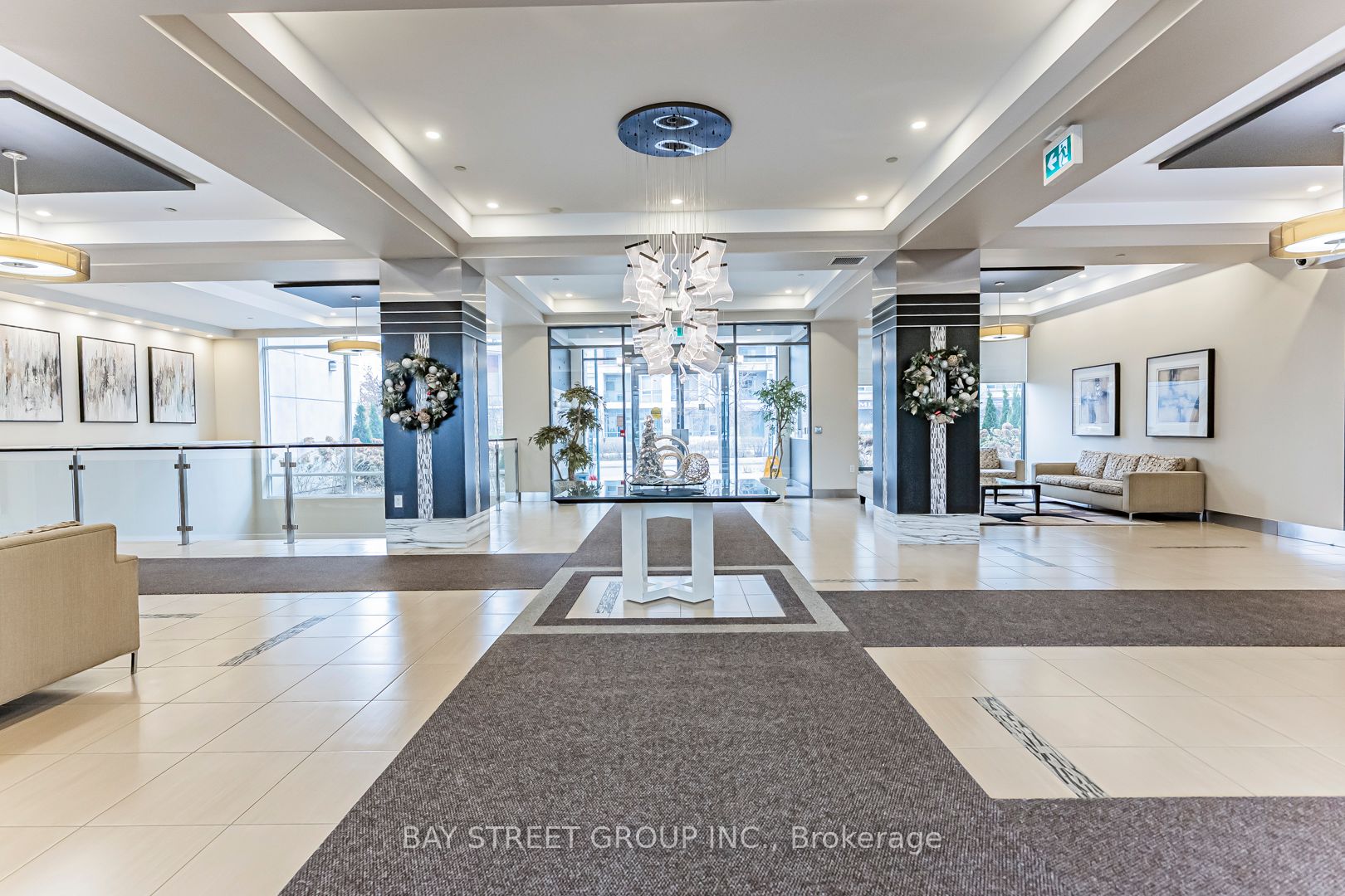 75 South Town Center Boulevard 905