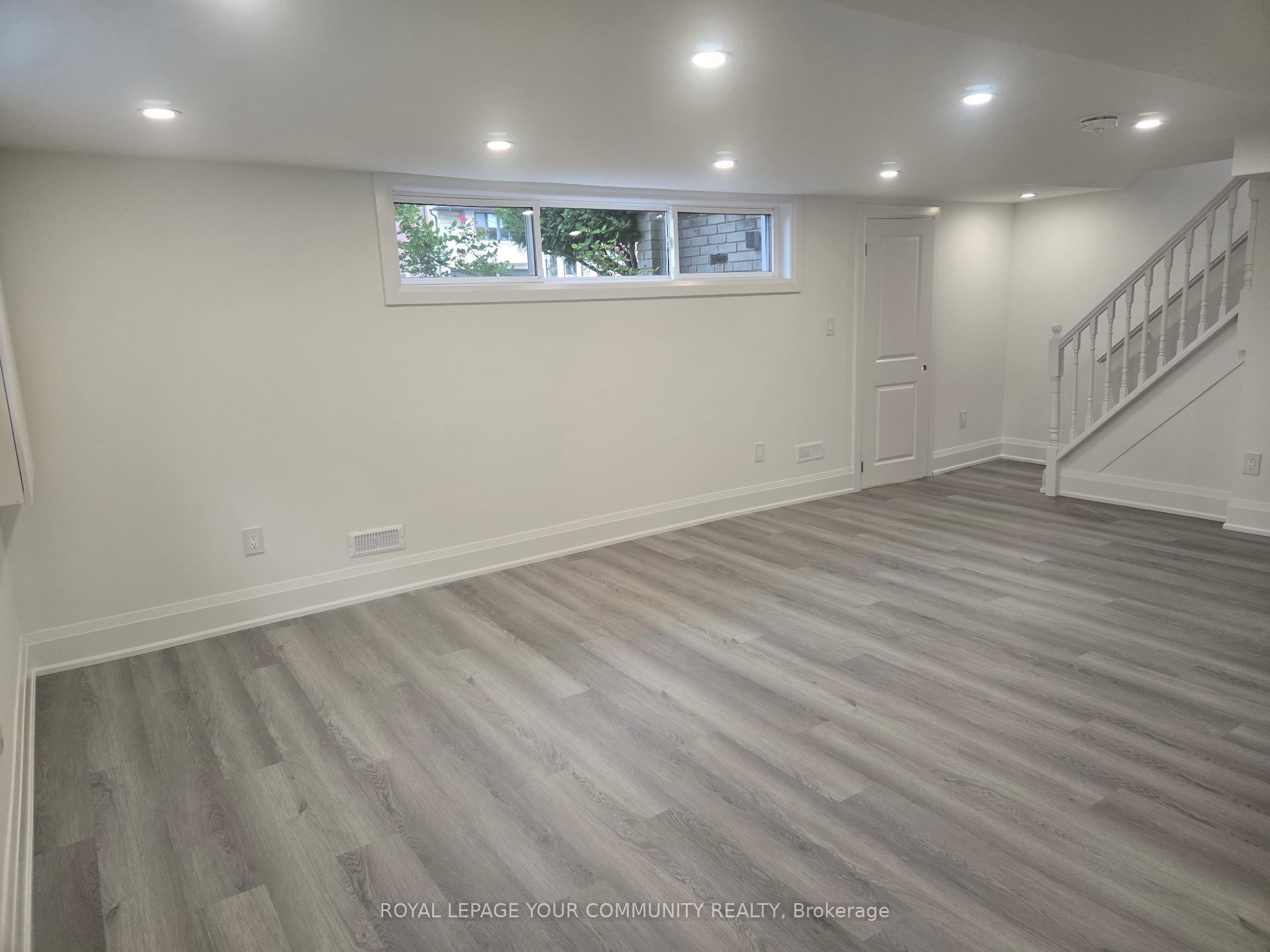 19 Beaverton Road S