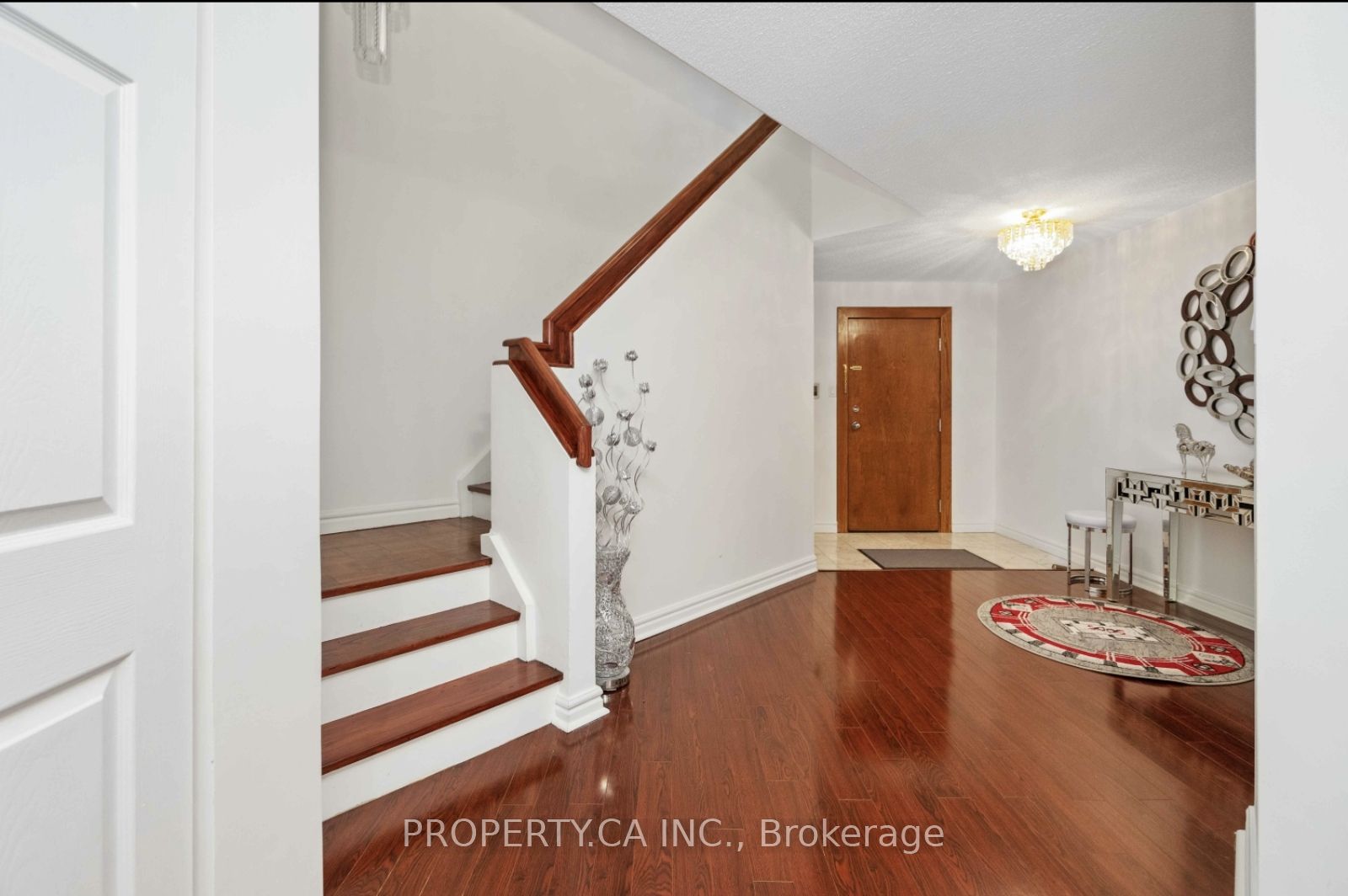 33 University Avenue 1109