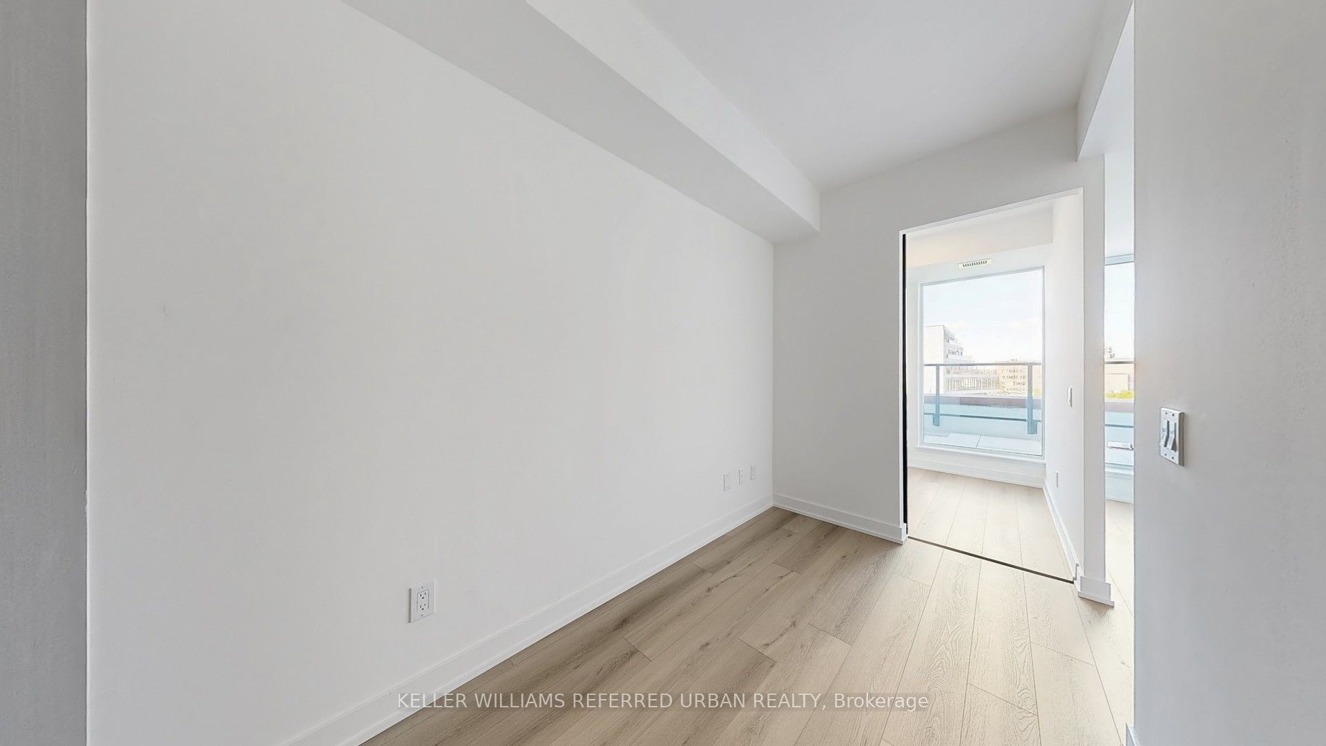 5 Lakeview Avenue 606