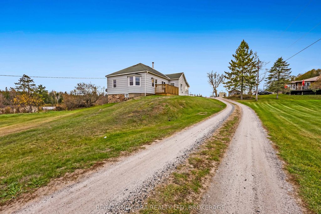 Photo of 7357 Road 506 Road, Frontenac, ON K0H 2M0 (MLS # X12506416)