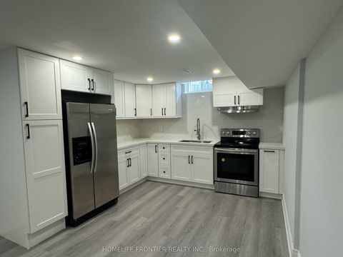 23 Saddlewood Court Bsmt Markham ON L3R 8S8