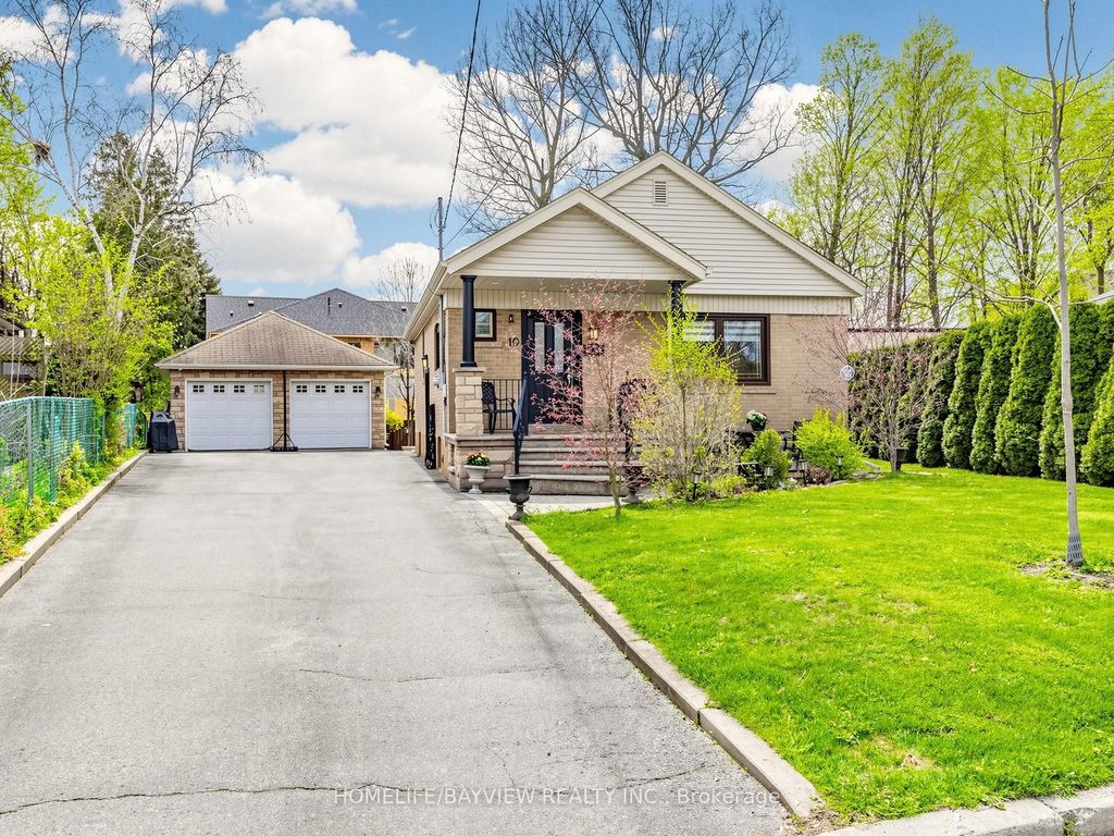 Photo of 10 Woolton Crescent, Toronto, ON M6M 4K9 (MLS # W13088268)