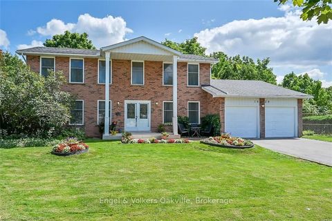 Photo of 1929 Fieldgate Drive, Burlington, ON L7P 3H4 (MLS # W12572996)