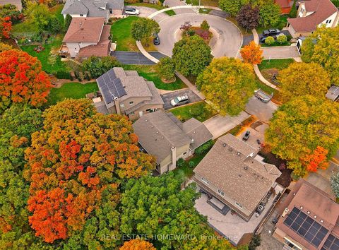 Property photo of 3058 viewmount road, oakville, ON l6l 5m7