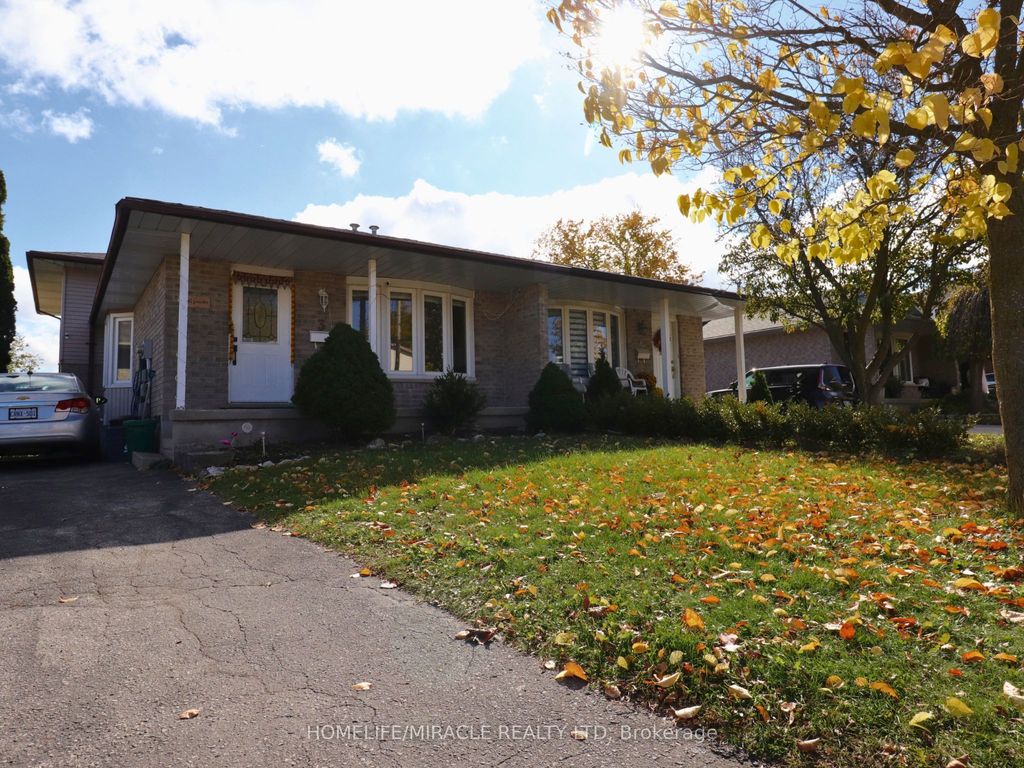 Photo of 3 Caprice Court, Kitchener, ON N2M 5M2 (MLS # X12505682)