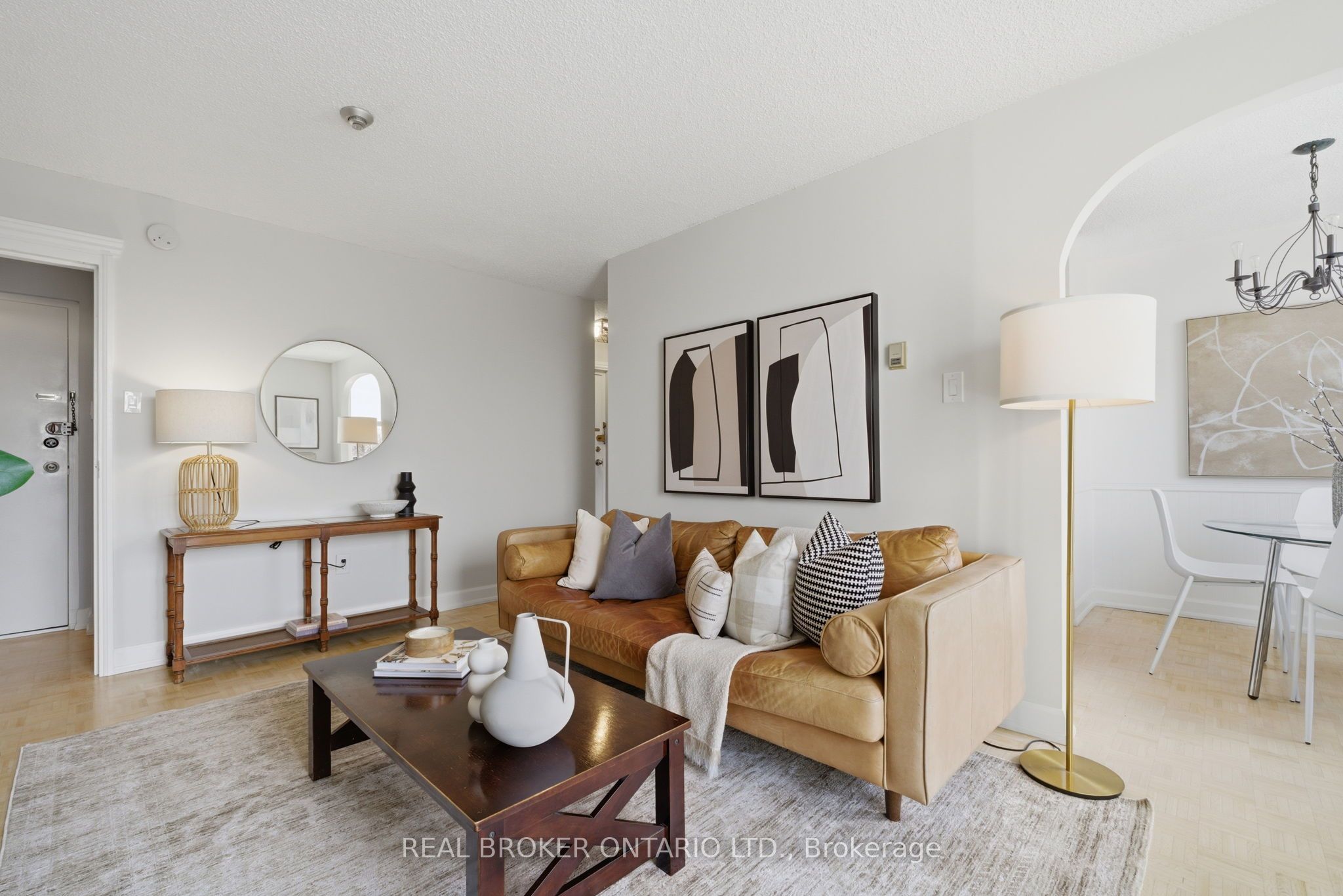 1071 Woodbine Avenue 306