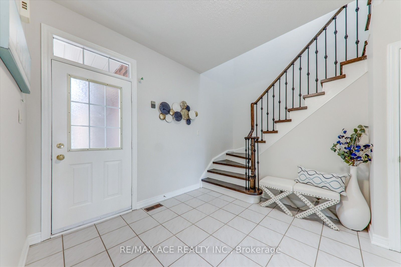 95 Angelica Avenue