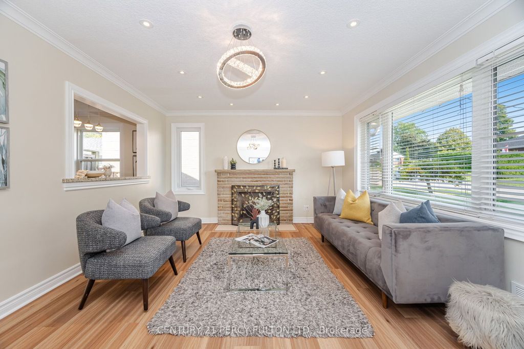 Photo of 600 Ridgeway Avenue, Oshawa, ON L1J 2W2 (MLS # E12442626)