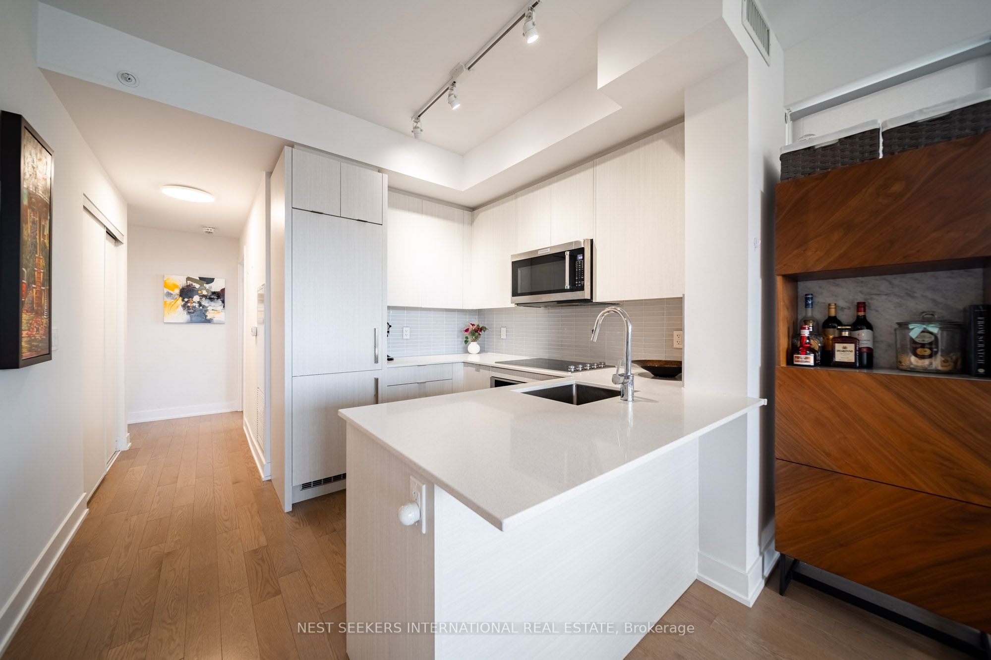 181 Bedford Road 507