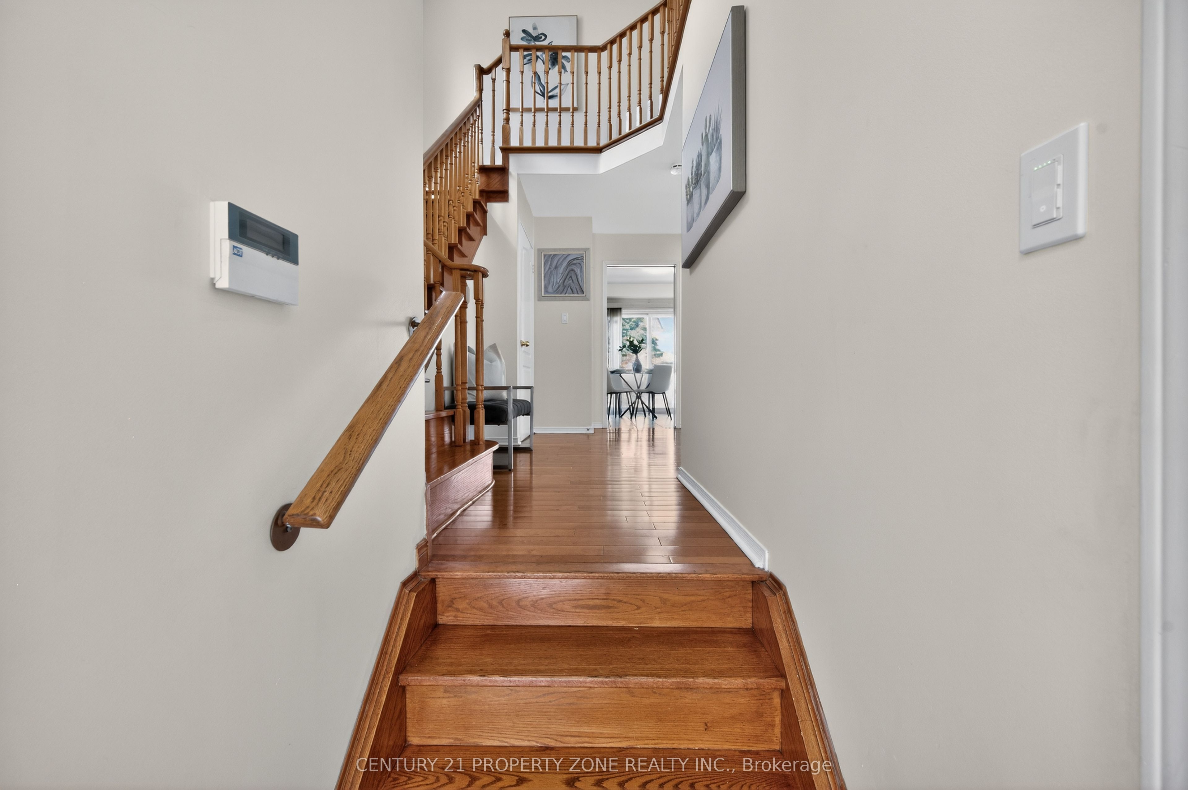 16 Sweet Clover Crescent