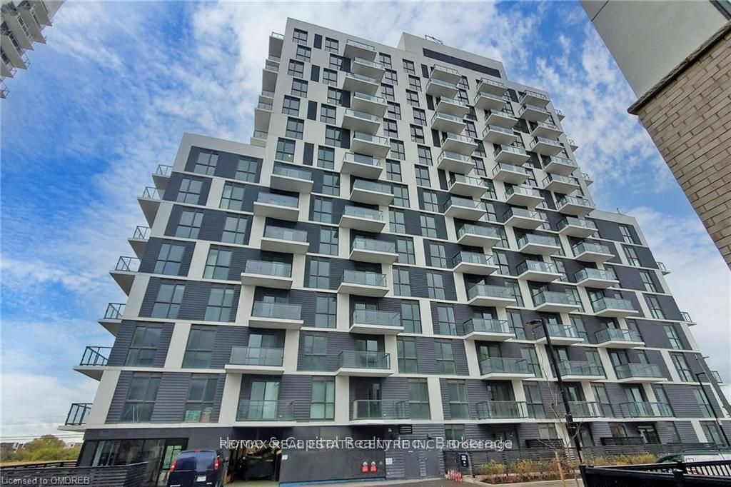 Photo of 345 Wheat Boom Drive #102, Oakville, ON L6H 7X4 (MLS # W13045756)