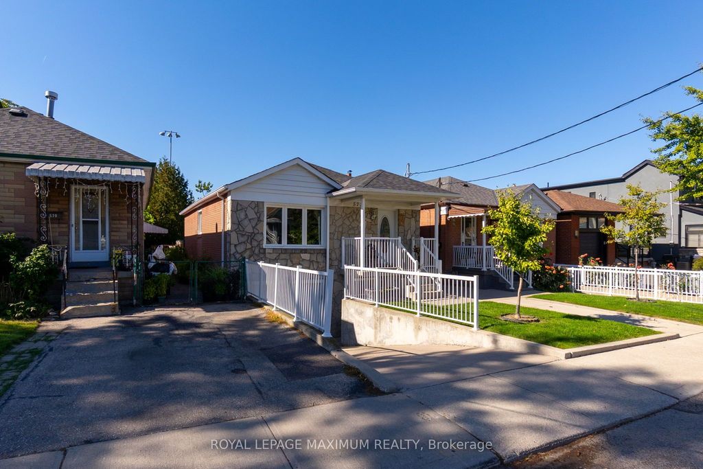 Photo of 572 Northcliffe Boulevard, Toronto, ON M6E 3L7 (MLS # C12471414)