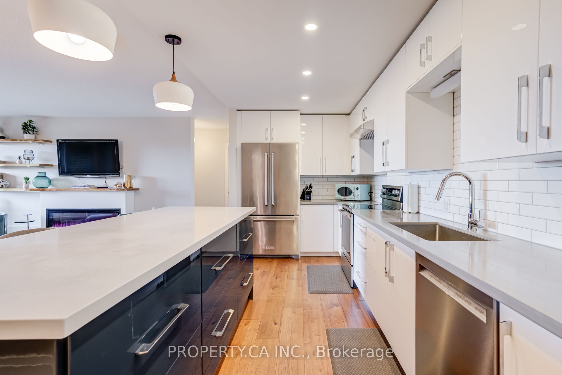 1535 Lakeshore Road E 503