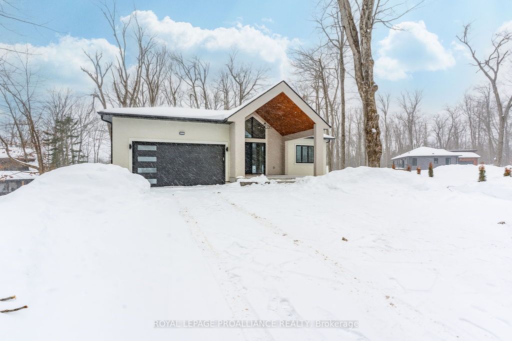 Photo of 160 Sumcot Drive, Trent Lakes, ON K0L 1J0 (MLS # X12726574)
