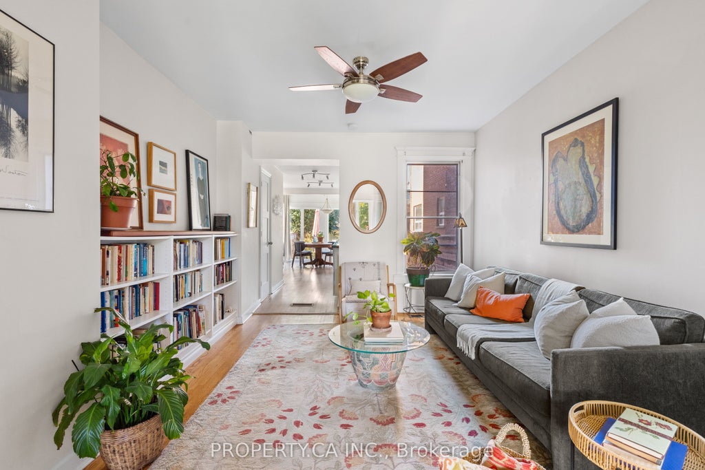 Photo of 620 Crawford Street, Toronto, ON M6G 3K2 (MLS # C14094820)