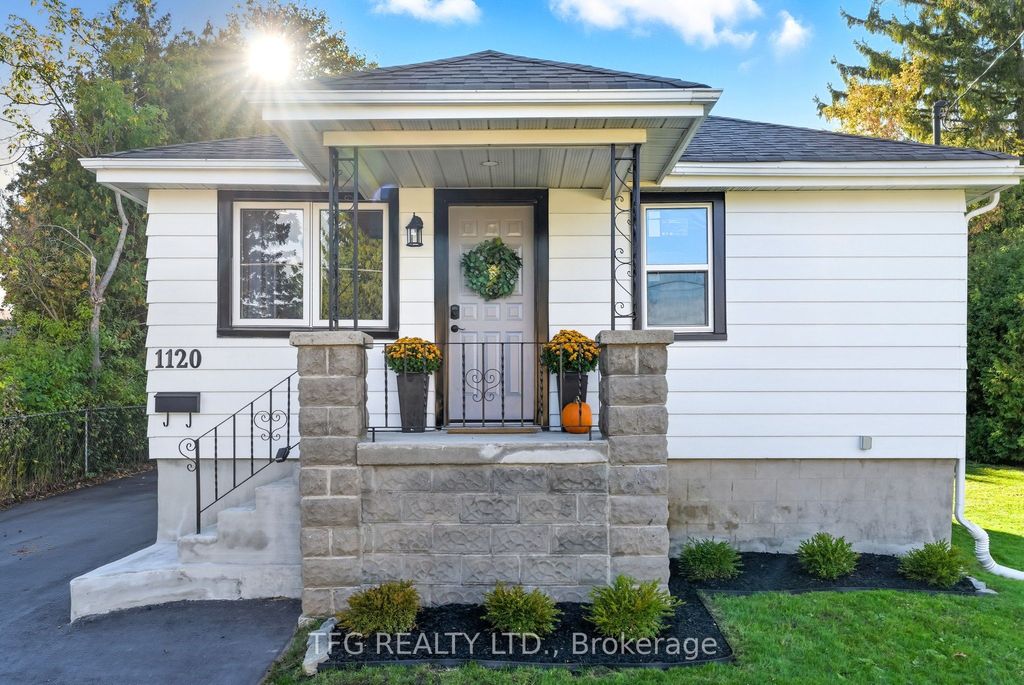 Photo of 1120 Somerville Street, Oshawa, ON L1G 4K5 (MLS # E12583798)