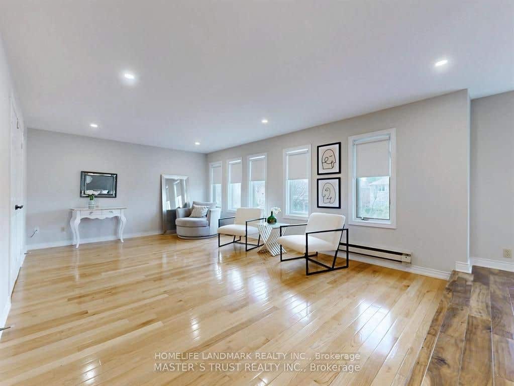 Photo of 5 Jardin Hill Court, Toronto, ON M2H 3R8 (MLS # C13669560)