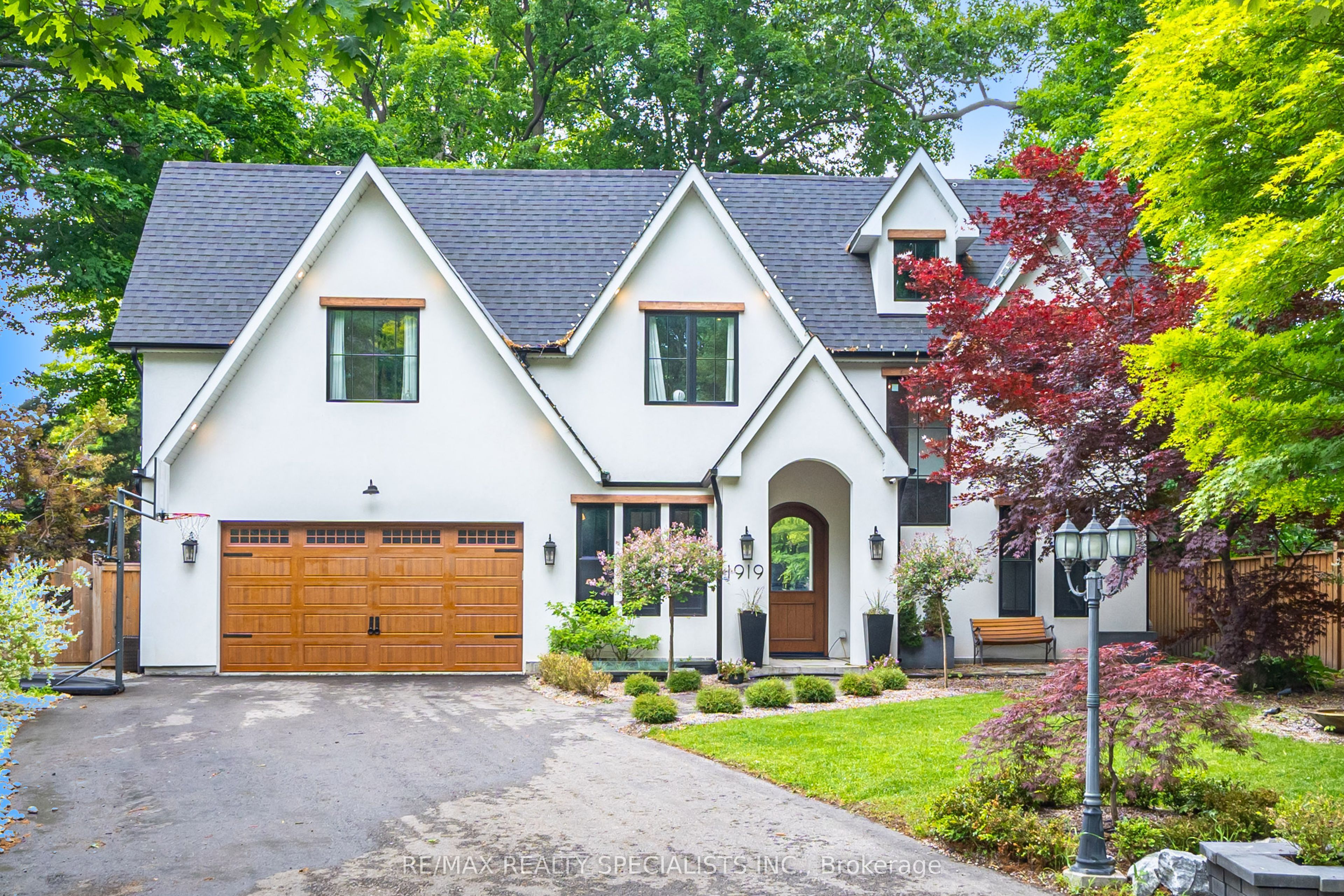 1919 Delaney Drive