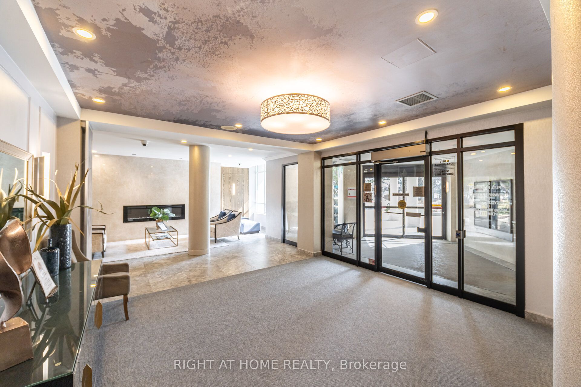 120 Promenade Circle 711