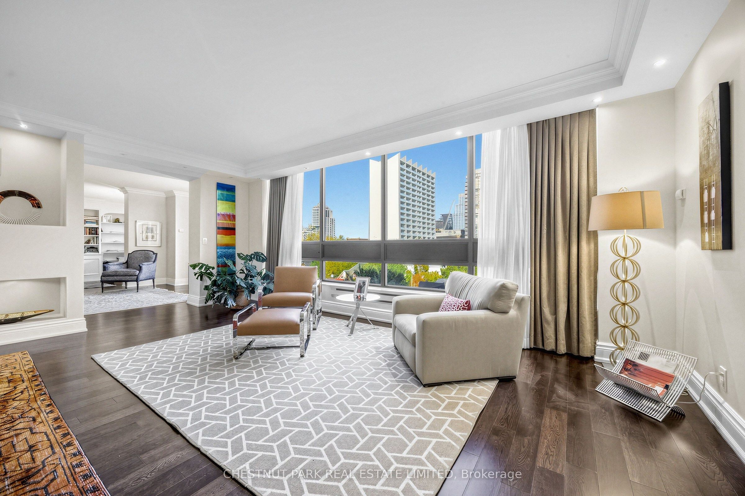 55 Prince Arthur Avenue 903
