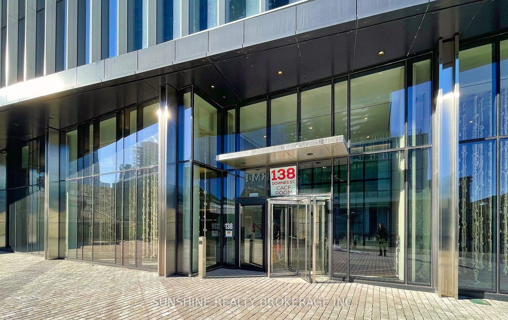 Photo of 138 Downes Street #PH212, Toronto, ON M5E 0E4 (MLS # C13869862)