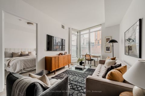 15 Merchants' Wharf N/A 340 Toronto ON M5A 0N8