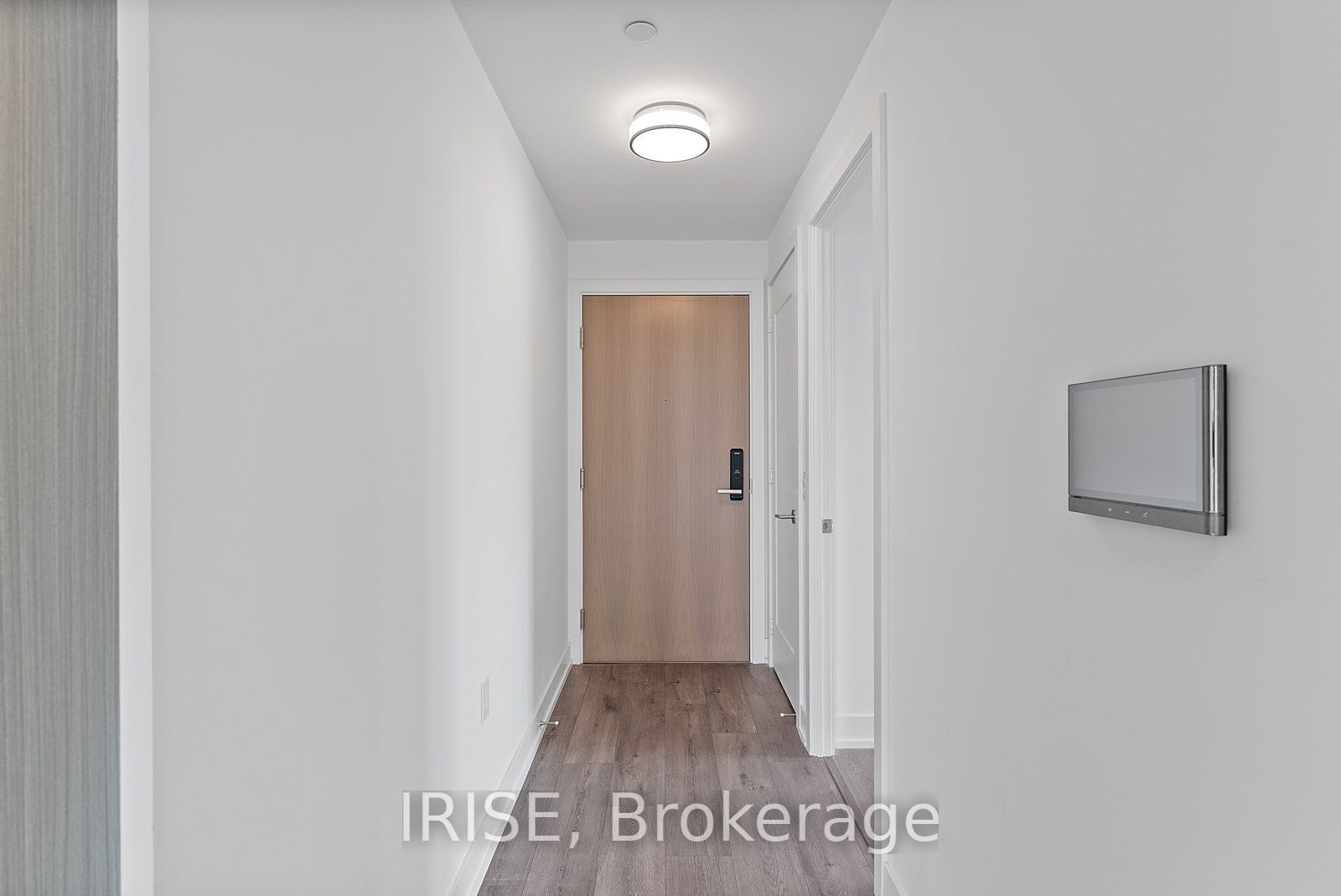 575 Bloor Street E 2303
