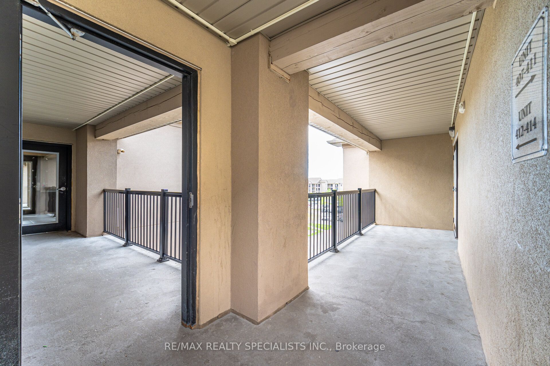 1350 Main Street E 412