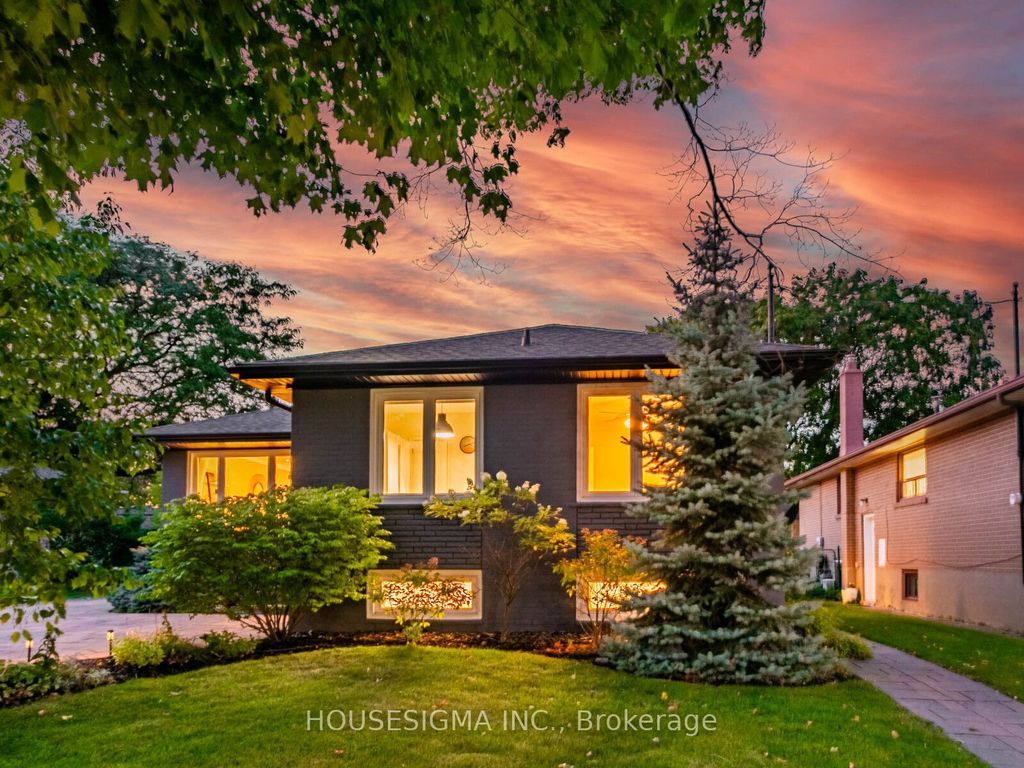 Photo of 72 Ludstone Drive, Toronto, ON M9R 2J3 (MLS # W12384614)