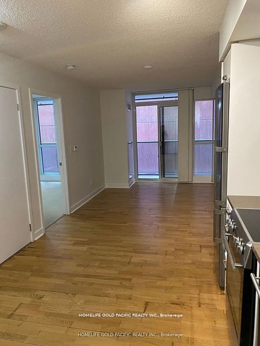 Photo of 295 Adelaide Street W #418, Toronto, ON M5V 1P7 (MLS # C12435232)