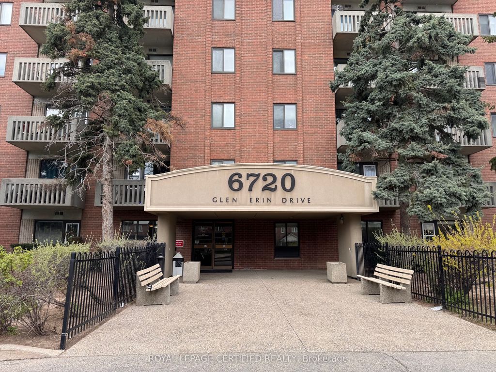 Photo of 6720 Glen Erin Drive #G5, Mississauga, ON L5N 3K8 (MLS # W13074752)