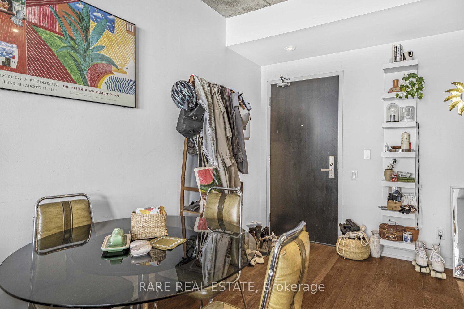 650 King Street W 701