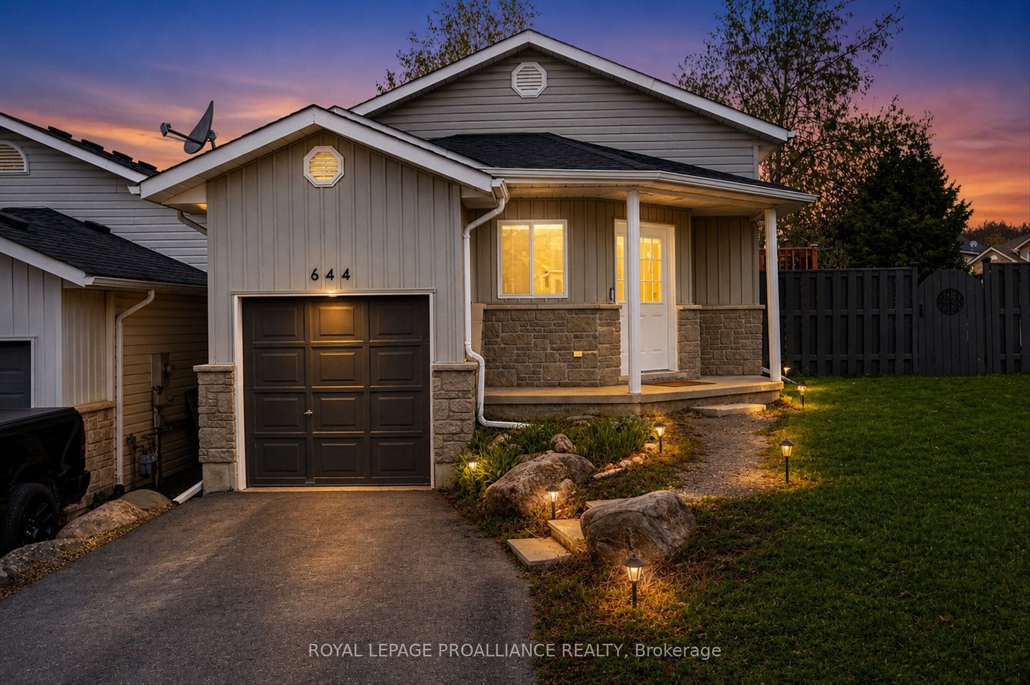 Photo 1 of 49 — 644 Trailview Drive, Peterborough, ON K9J 8P3